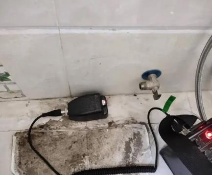 楚雄屋顶漏水维修公司分享下卫生间漏水的危害及解决方法